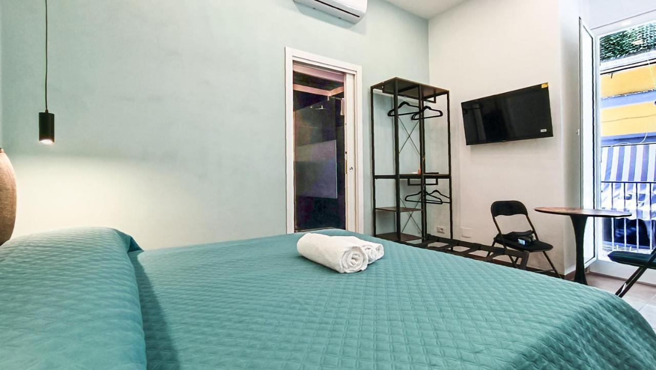 ナポリ Casa Calu Castel Sant'Elmo Bed & Breakfast エクステリア 写真